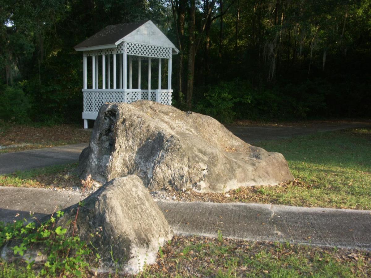 Deerwood Inn & Madison Campground ภายนอก รูปภาพ